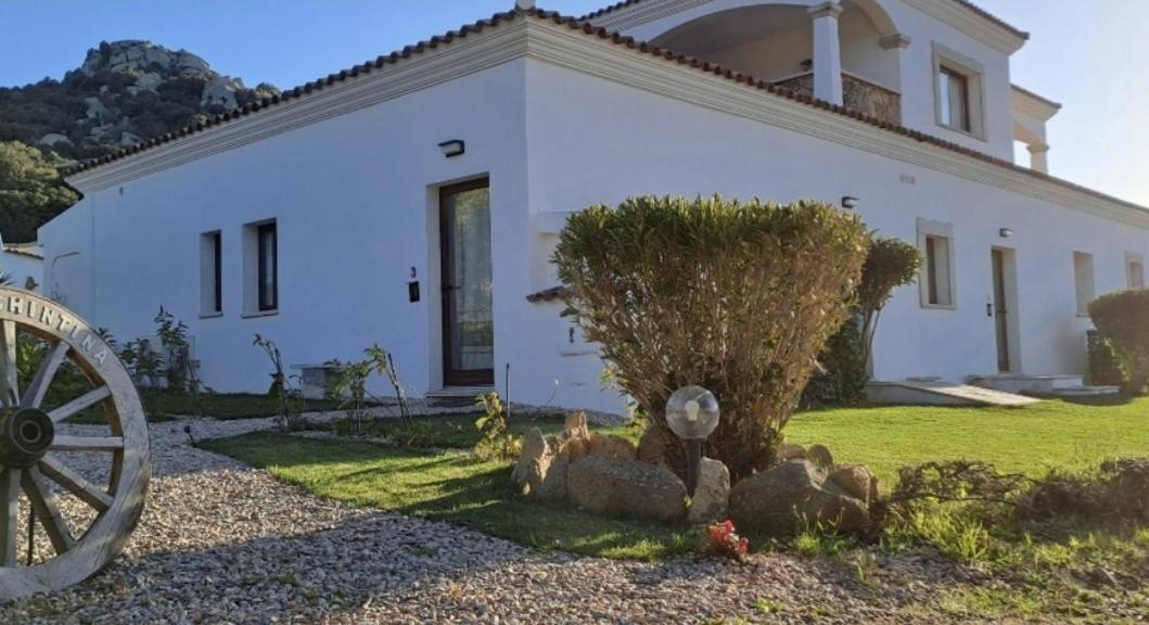 Bed and Breakfast Casa La Chintina Sant'Antonio di Gallura Esterno foto